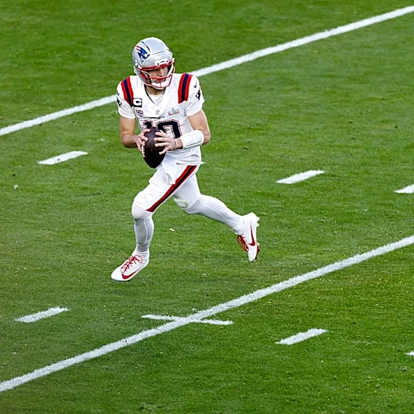 49ers' Mac Jones Embraces Backup Role Amid Trade Speculations