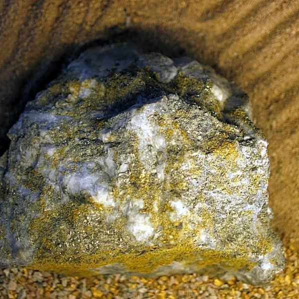 Albright Metals Reports Promising Gold and Antimony Assay Results at Golden Pike Project