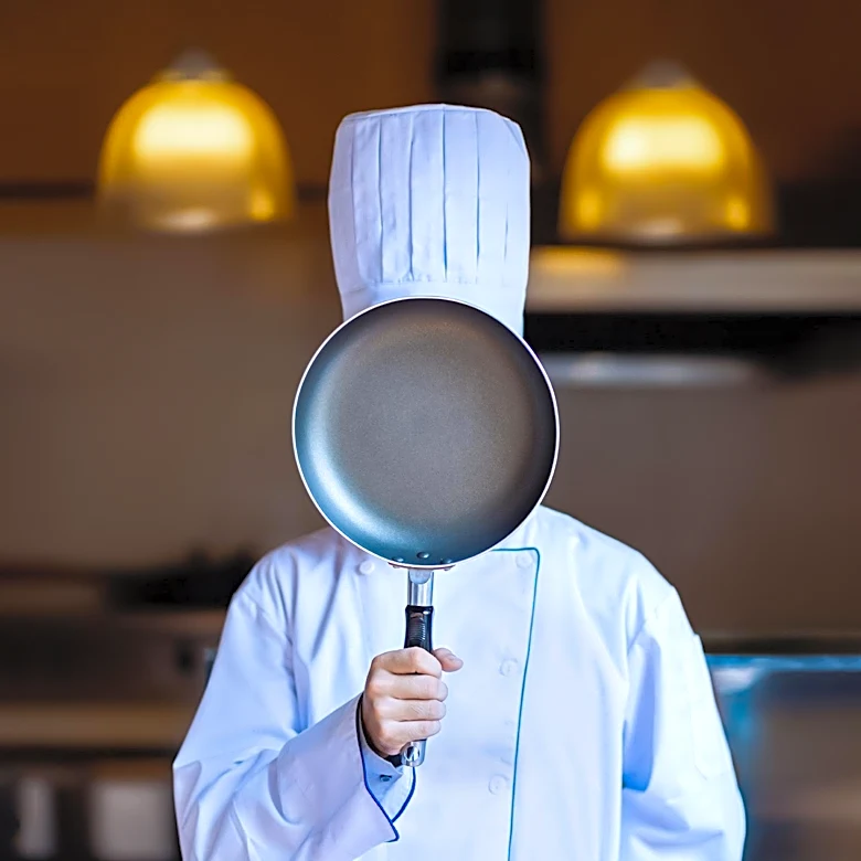 National Restaurant Association Reports Decline in Summer Hiring Amid Tight Labor Pool