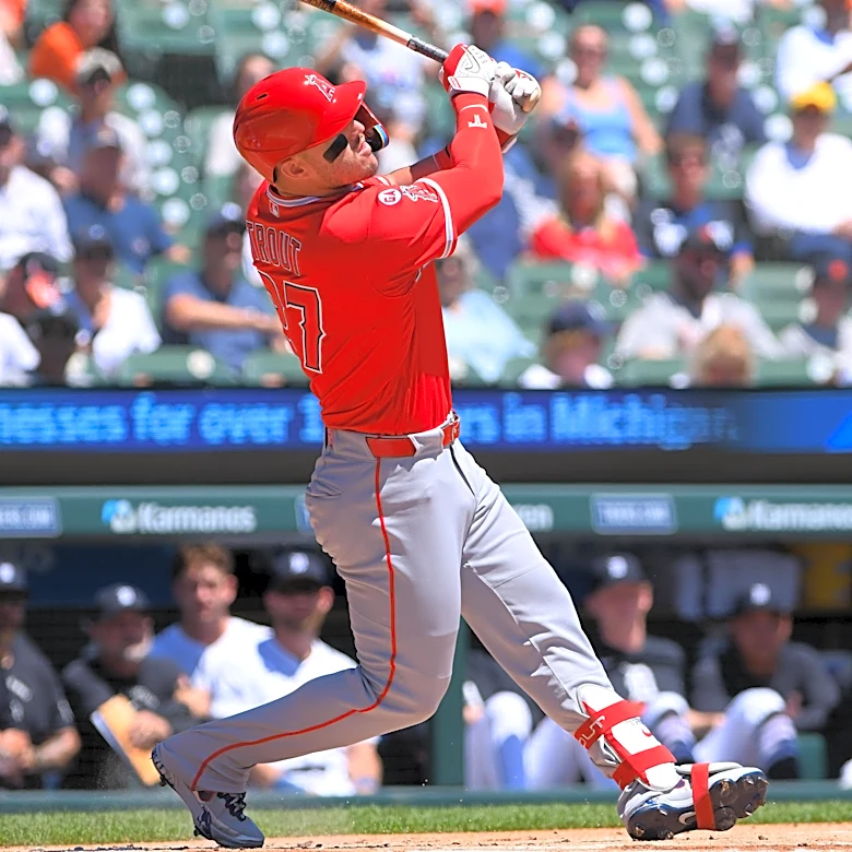 Angels Secure Victory Over Orioles with Unlikely 10th-Inning Play