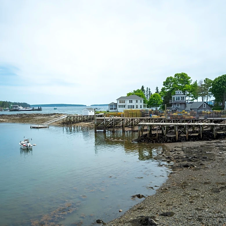 Rockport, Massachusetts Offers Pet-Friendly Travel Alternatives to Martha's Vineyard