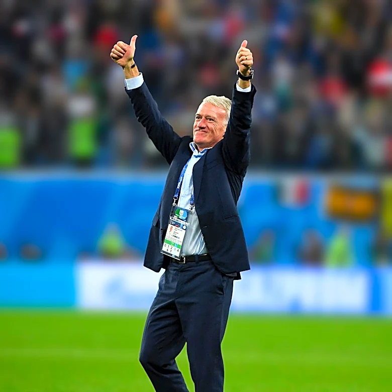 Ecuador Coach Sebastián Beccacece Celebrates Emotional World Cup Victory with Family