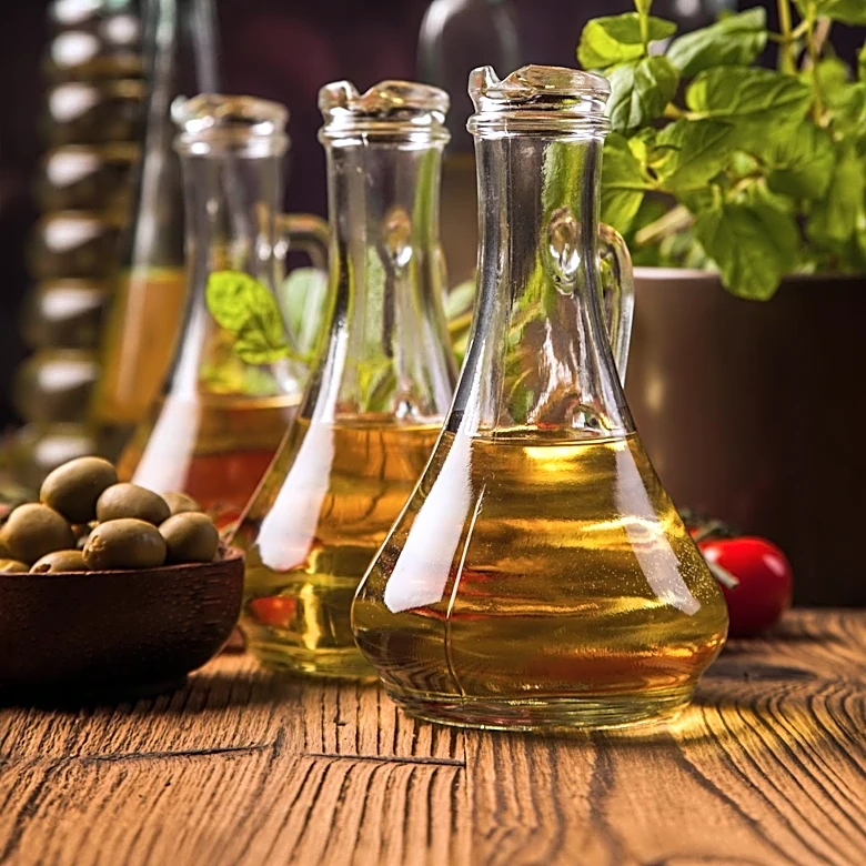 Mediterranean Diet's Olive Oil Linked to Healthy Aging and Heart Health