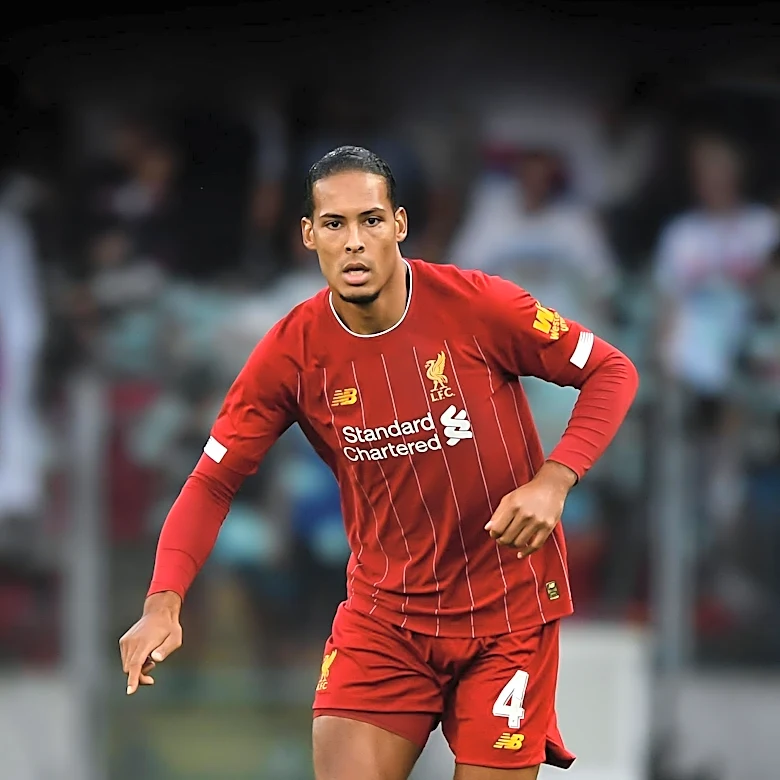 Jurgen Klopp and Rafael van der Vaart Clash Over Virgil van Dijk Criticism During World Cup