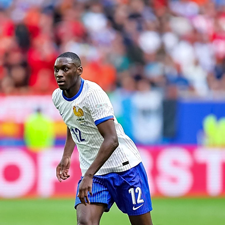 France's Ousmane Dembélé Achieves First-Half Hat Trick in World Cup Victory Over Norway