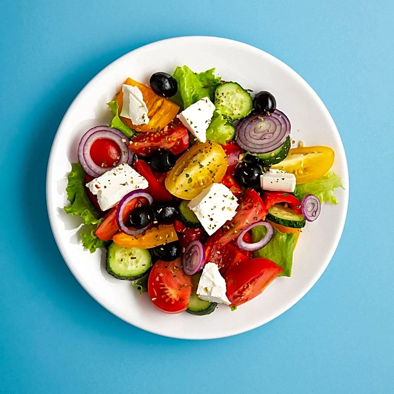 Health Experts Advocate Mediterranean Diet and Exercise for Senior Longevity