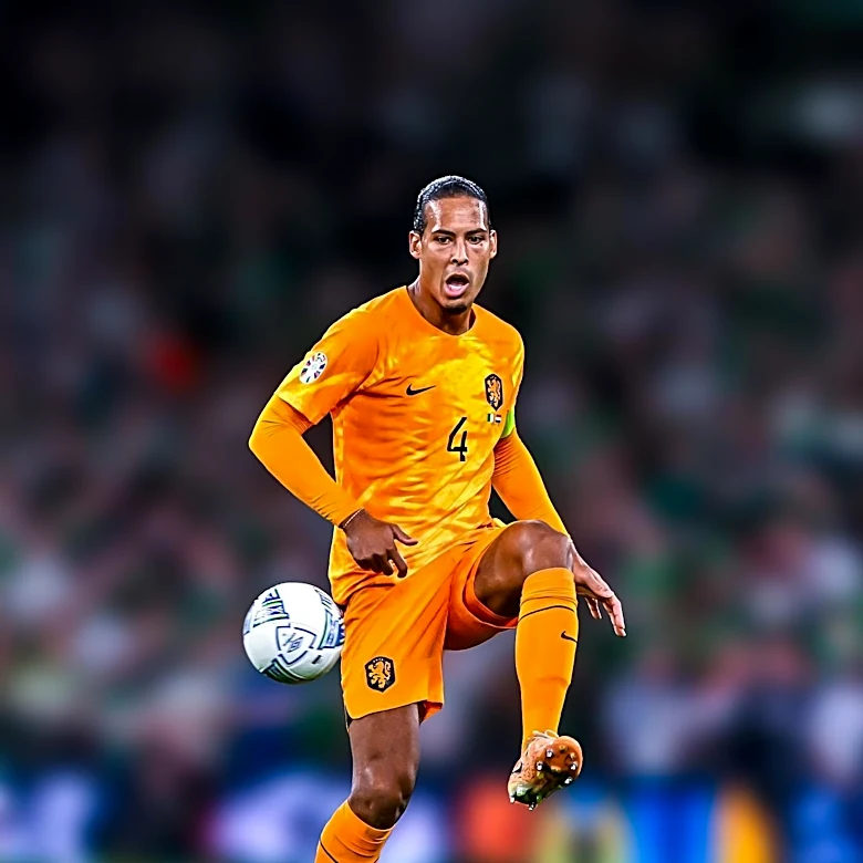 Jurgen Klopp and Rafael van der Vaart Clash Over Virgil van Dijk Comments at World Cup