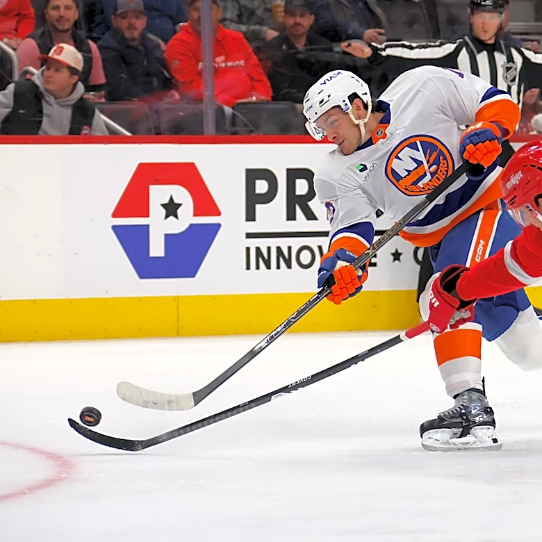 New York Islanders Select Malte Gustafsson in 2026 NHL Draft to Strengthen Defense