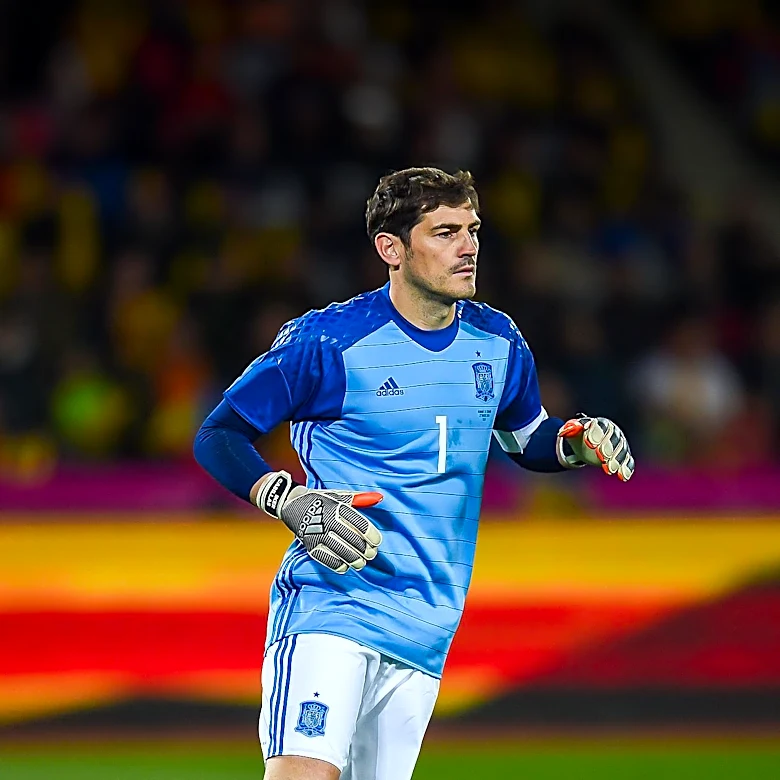 Uruguay Exits World Cup After Defeat by Spain Due to Goalkeeper Error