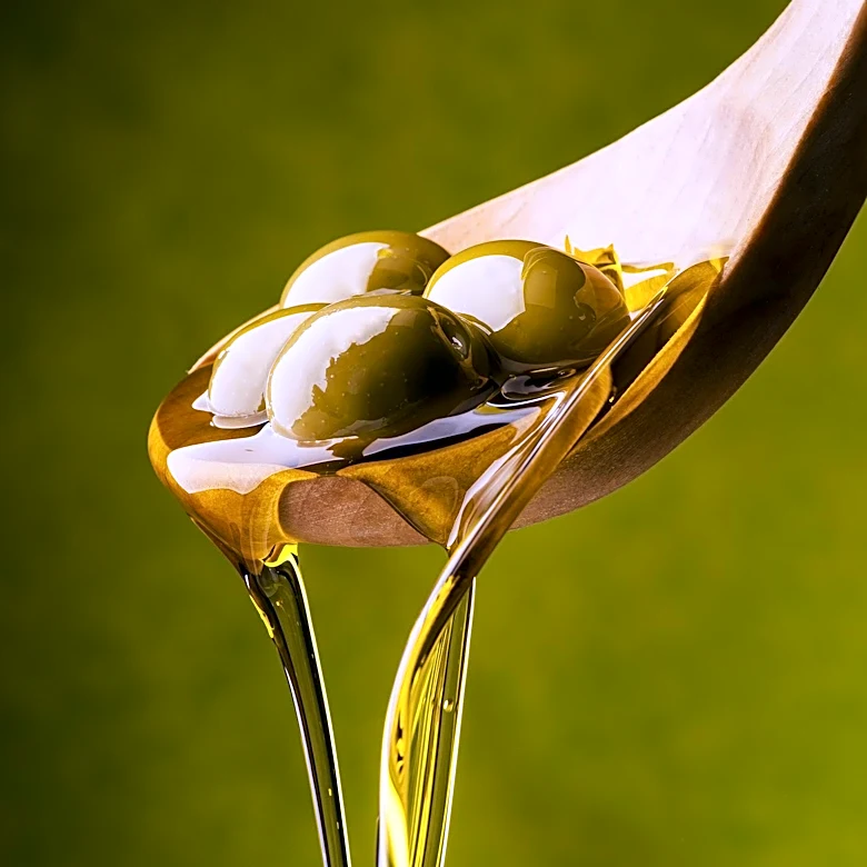 Celebrities Promote Olive Oil Shots for Health Benefits Amid Expert Skepticism