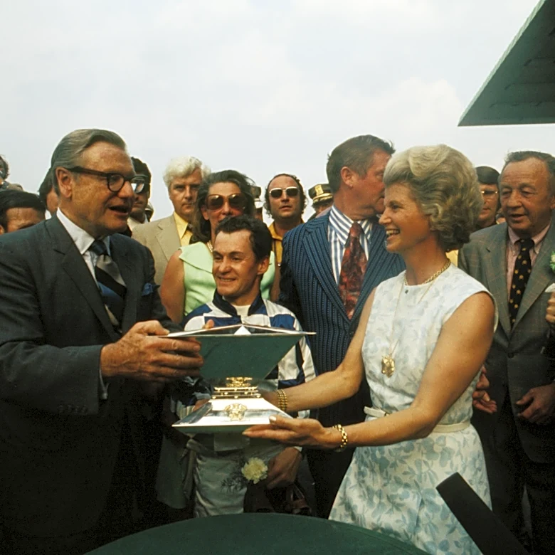 Aqueduct Racetrack Closes, Marking End of an Era in Queens