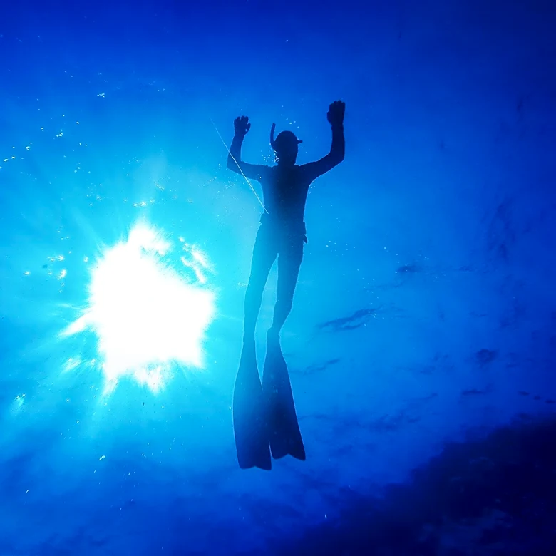 John Roland Strazer, Avid Surfer and Diver, Passes Away at 70