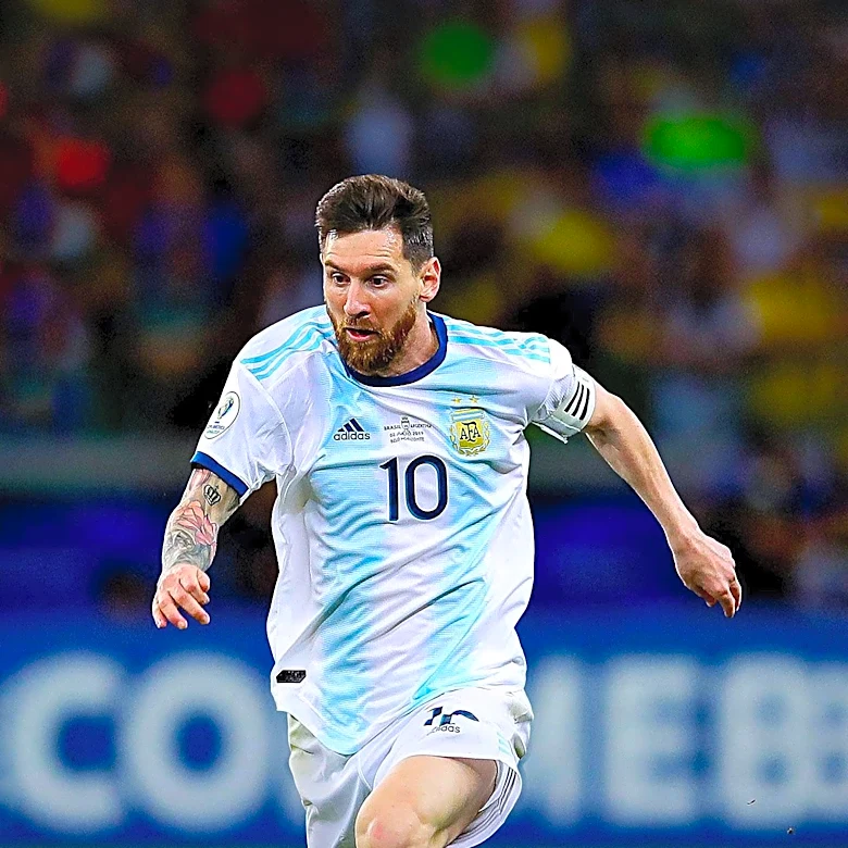 Lionel Scaloni Benches Lionel Messi for Argentina's Final Group Match to Rotate Squad
