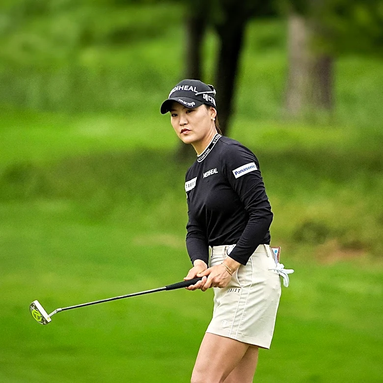 Haeran Ryu Leads Women's PGA Championship After Three Rounds