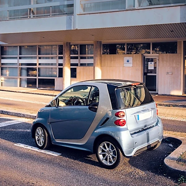 Smart Fortwo's EV Successor Aims for Better Timing Amid Growing EV Market