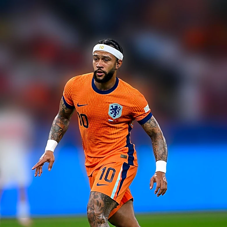 Netherlands National Team Arrives in Monterrey for World Cup Knockout Match Against Morocco