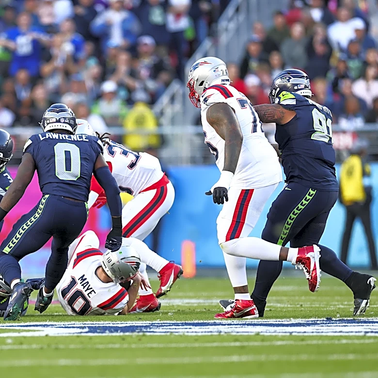 Former NFL Star Chris Johnson Reveals Battle with ALS