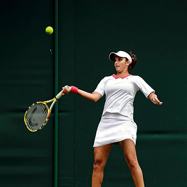 Filipino Fans Rally Behind Rising Tennis Star Alexandra Eala at Wimbledon