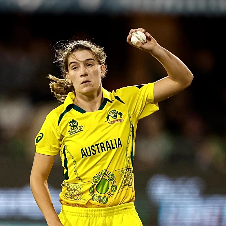 Ellyse Perry's Injury Scare Clouds Australia's T20 World Cup Semi-Final Victory
