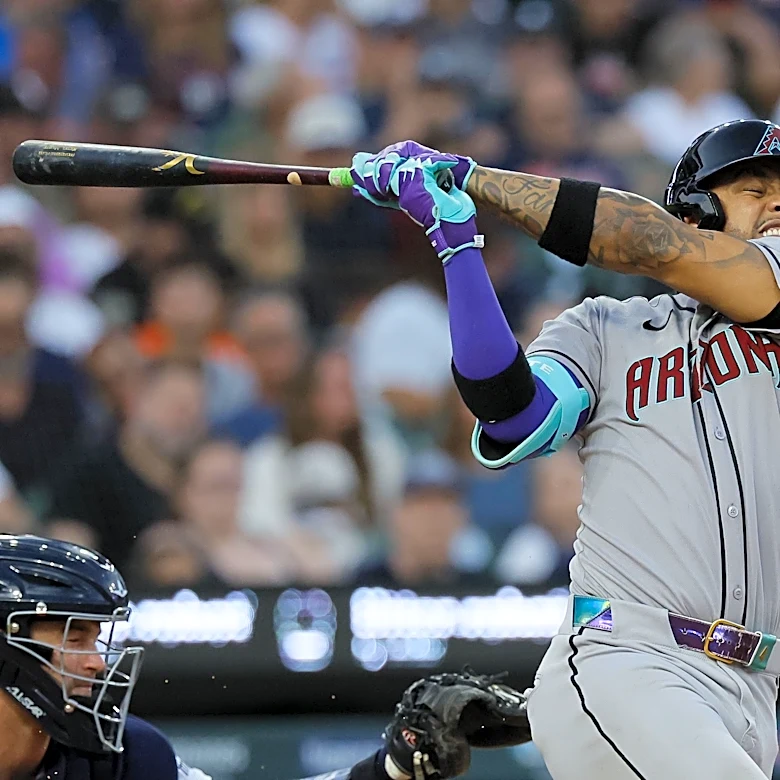 Ketel Marte's Home Run Streak Powers Diamondbacks to Victory Over Giants
