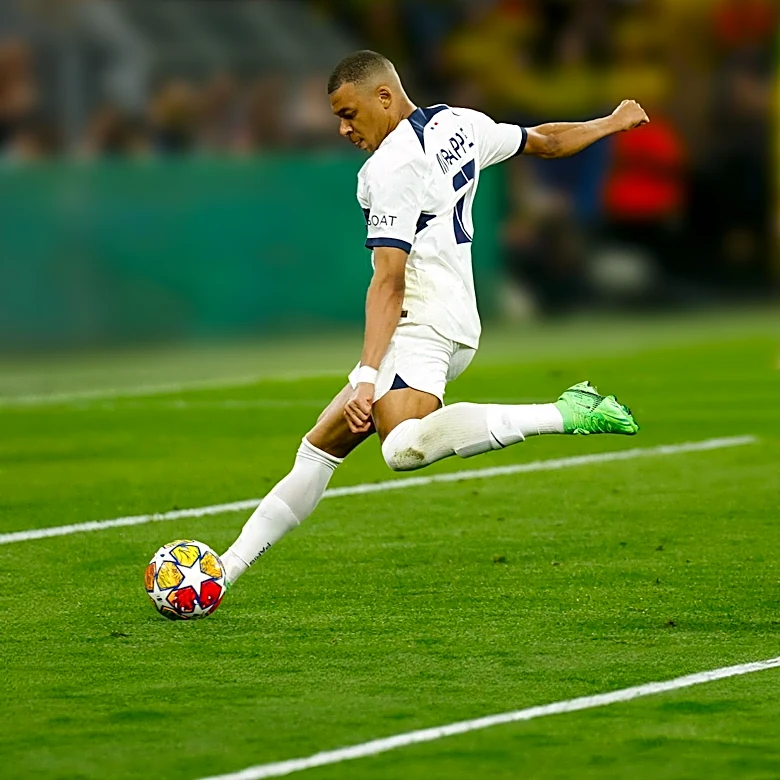 Harry Kane's Late Goals Propel England to World Cup Last 16 Against DR Congo