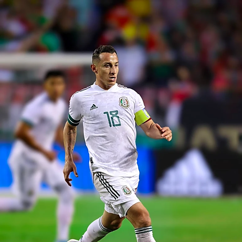 Mexico Advances to World Cup Knockout Stage with Victory Over Ecuador