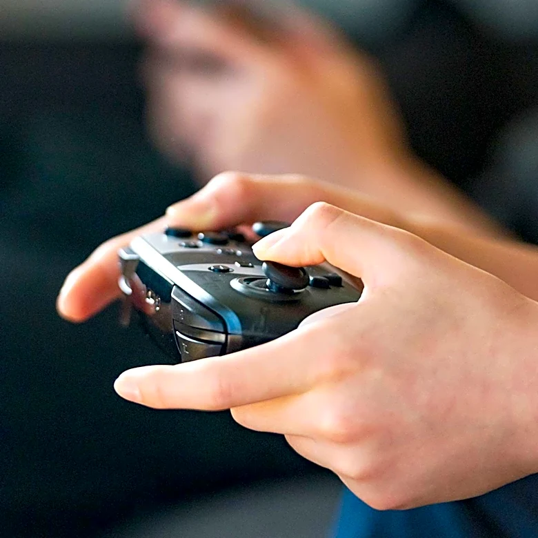 Xbox Ends Funding Deal with IO Interactive's Project Fantasy, Job Cuts Expected
