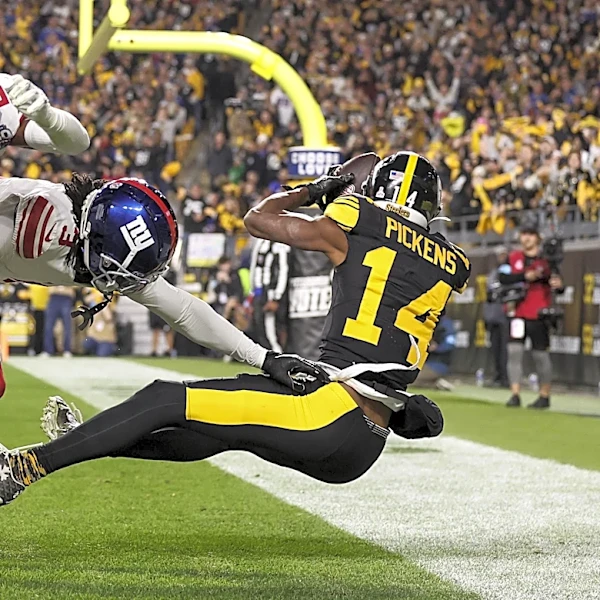 Netflix Expands NFL Coverage with Studio Presence for 2026 Games