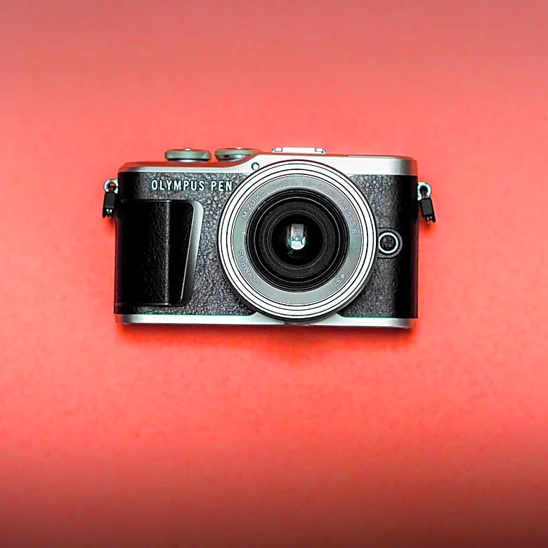 Godox Introduces C100 Camera with Transparent LCD Viewfinder