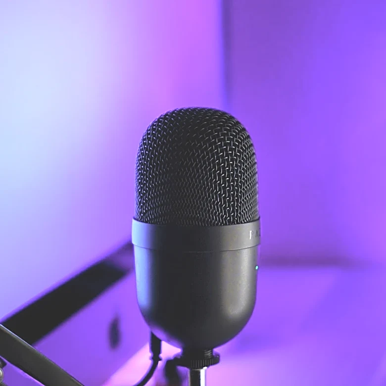 Razer Introduces Seiren V3 Pro Microphone with Enhanced Flexibility for Streamers