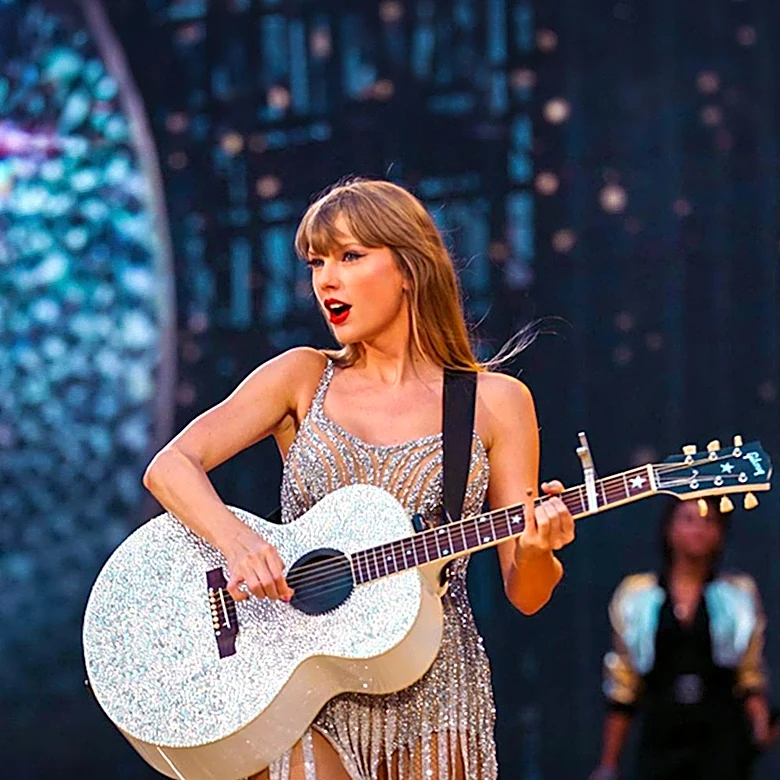 Taylor Swift and Travis Kelce's Wedding at MSG Captivates Tourists in NYC