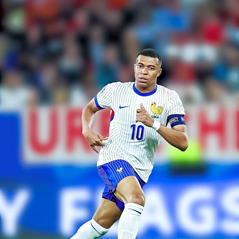 Kylian Mbappé's Performance Boosts France's World Cup Hopes Against Paraguay