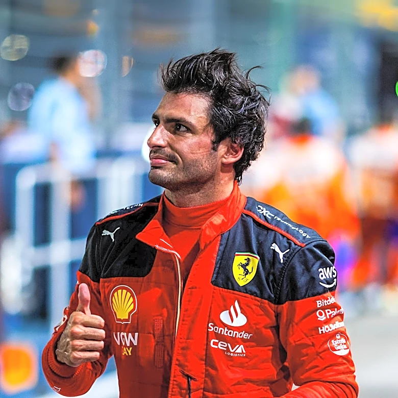 Carlos Sainz Jr. Secures 15th Position in 2026 British Grand Prix Qualifying