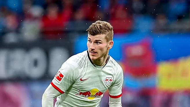 RB Leipzig and Benfica Enter Race for Cologne's Jakub Kaminski