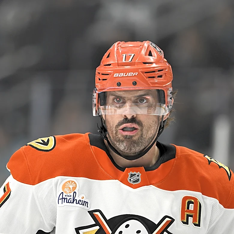 Anaheim Ducks Face Major Cap Decisions After Leo Carlsson Offer Sheet