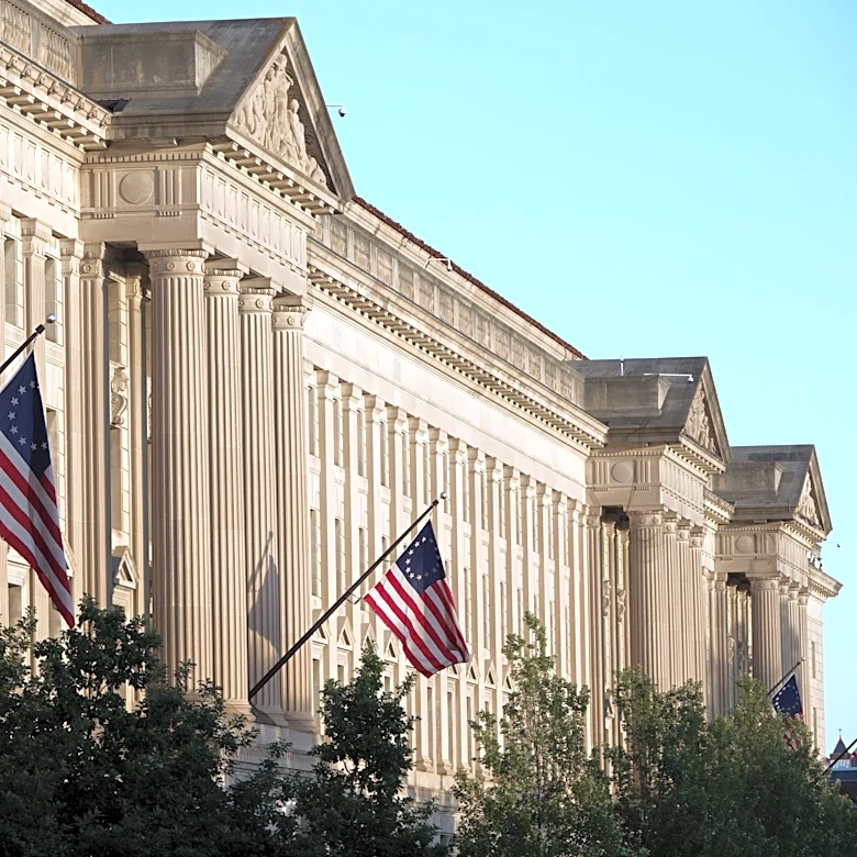 U.S. Government Imposes Export Controls on Frontier AI Models, Affecting Global Access