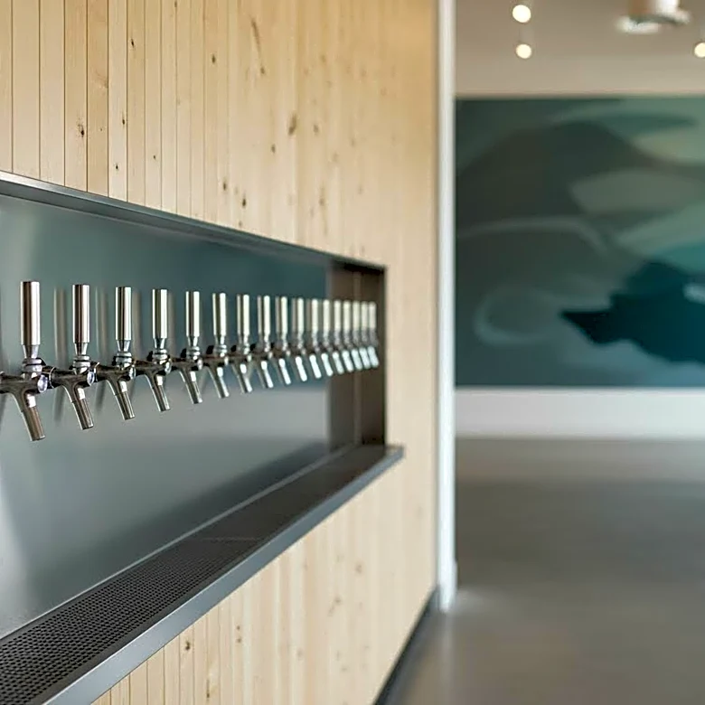 Tapster Franchise Launches in Denver's LoHi, Offering Self-Pour Experience