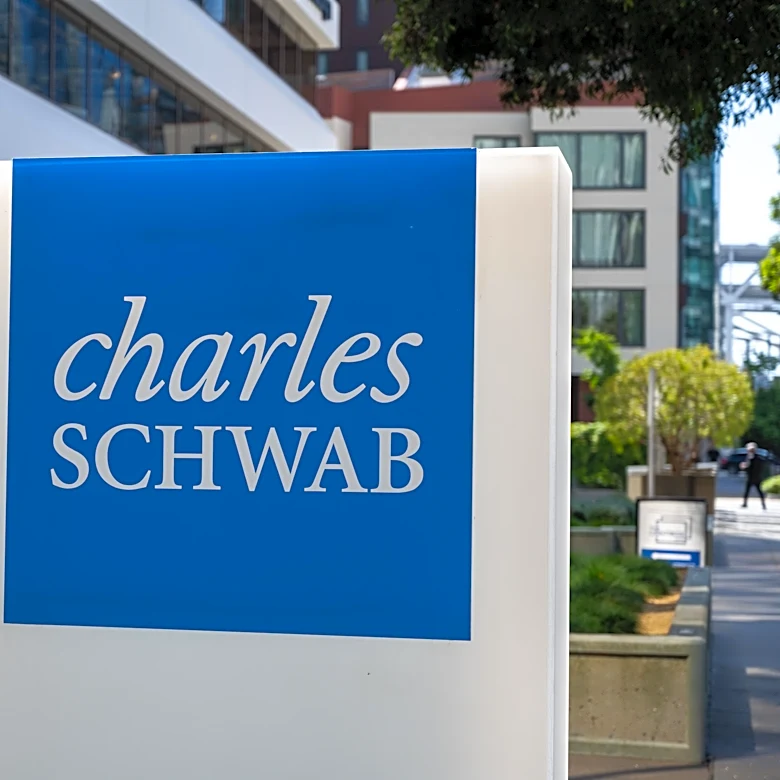 Schwab Trading Activity Index Hits Four-Year High Amid Market Volatility