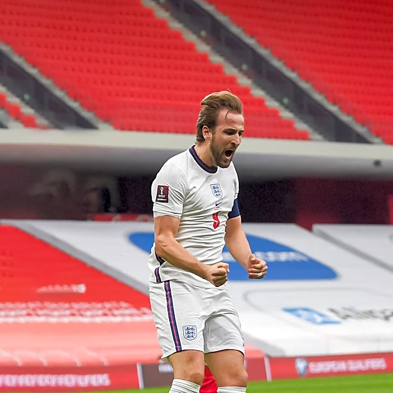 England's World Cup Hopes Hinge on Bellingham and Kane's Performance