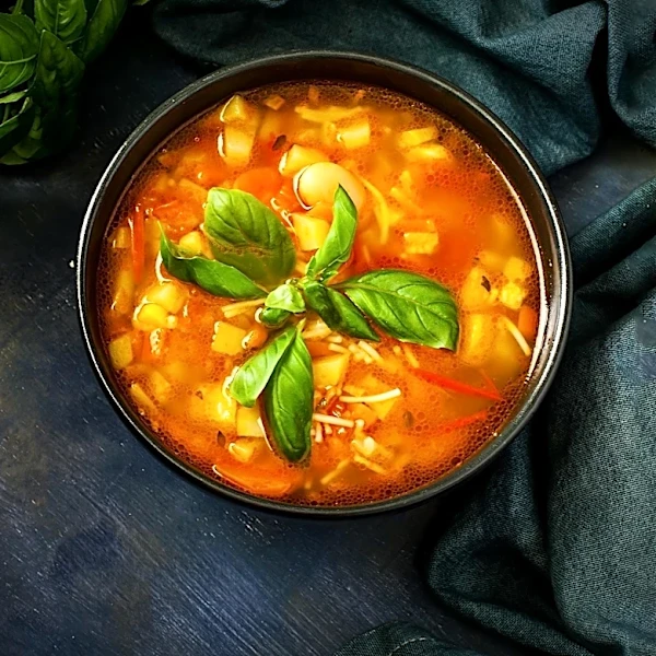 Chef Crystal Introduces Summer Minestrone Soup for a Refreshing Meal