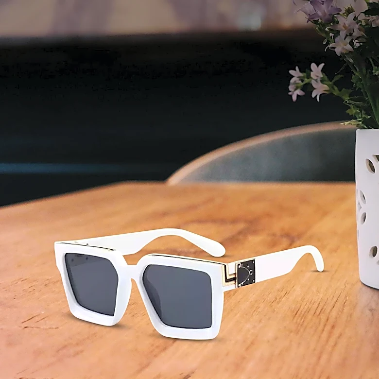 Meta Implements Mandatory Update to Disable Camera on Tampered Smart Glasses