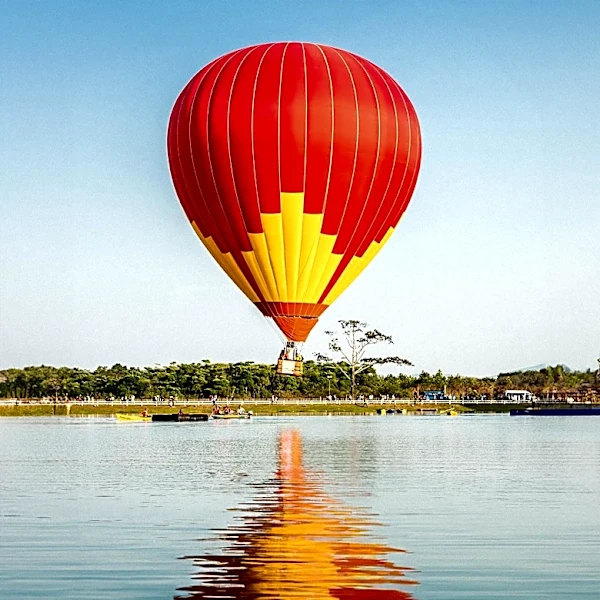 FireLake Fireflight Balloon Festival Offers Free Admission and Family Entertainment in Oklahoma