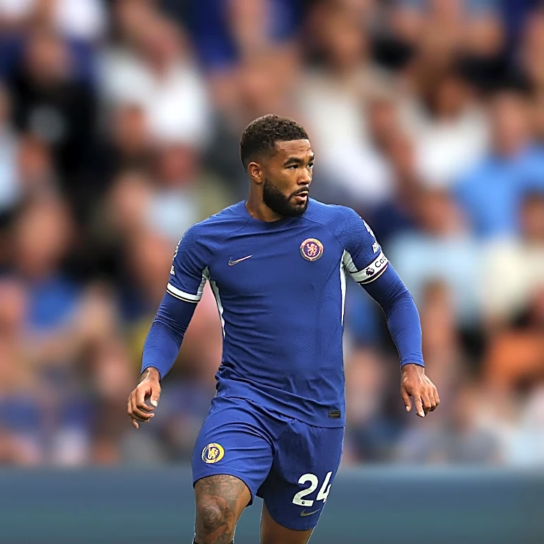 Manchester United Finalizes £50 Million Deal for Chelsea Midfielder Andrey Santos
