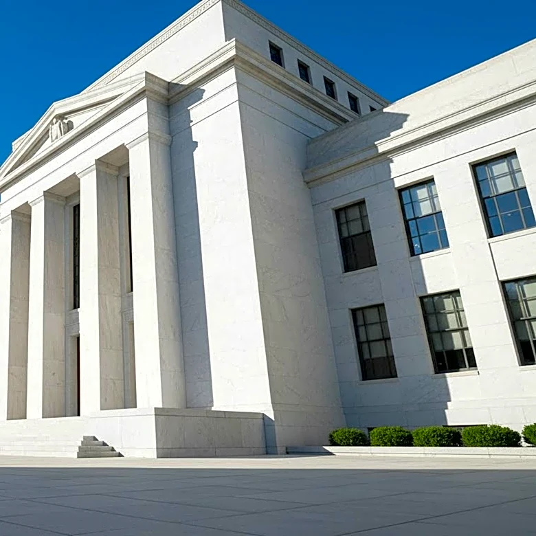 Federal Reserve Minutes and Oil Price Surge Drive Gold Prices Down Amid Rising Treasury Yields