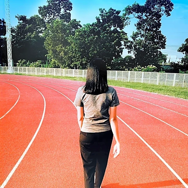 TikTok Challenge of Walking 100,000 Steps Raises Health Concerns