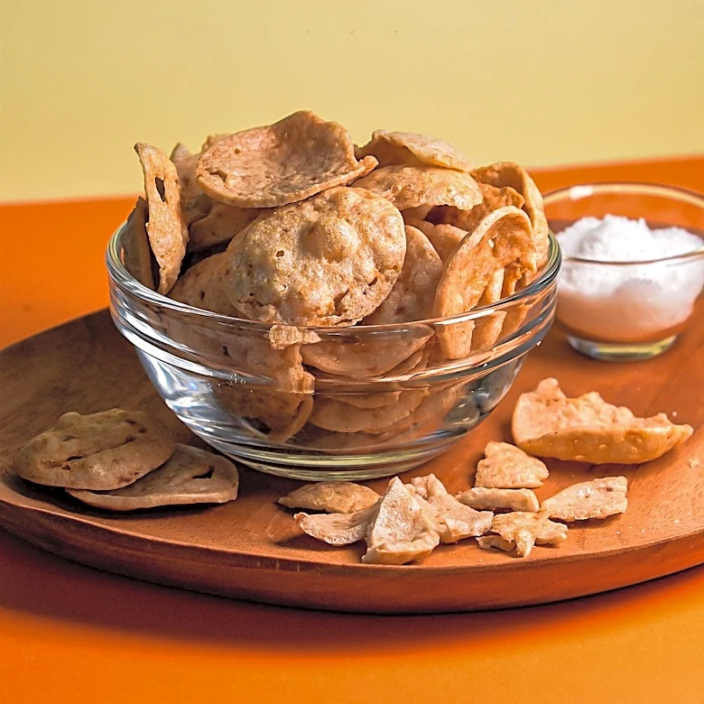 High-Protein Snack Chips Gain Popularity Amid Diverse Offerings