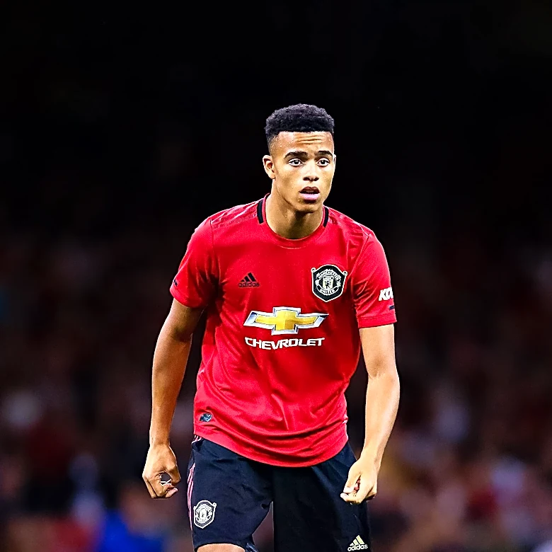 Roma's Transfer Setback as Greenwood Moves to Fenerbahce