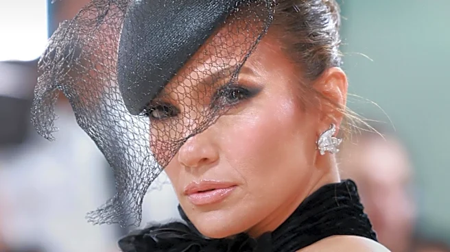 Jennifer Lopez and Sister Lynda Lopez Attend Paris Fashion Week, Captivate Audience