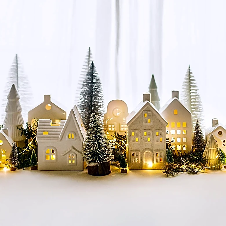 Lakeview Village Hosts Christmas in July Craft Sale to Support Community Programs