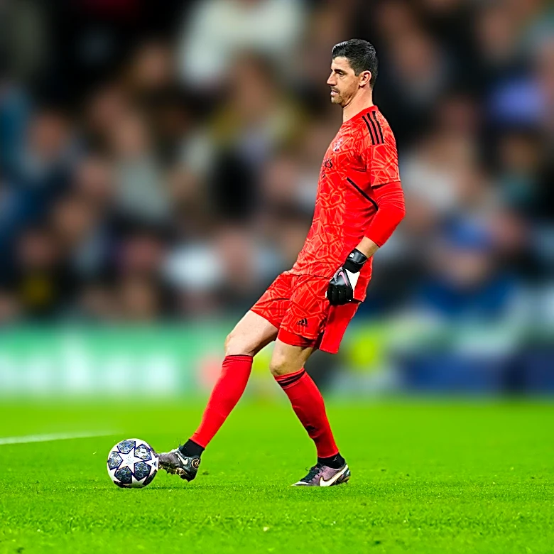 Thibaut Courtois Supports Senne Lammens After World Cup Quarterfinal Error